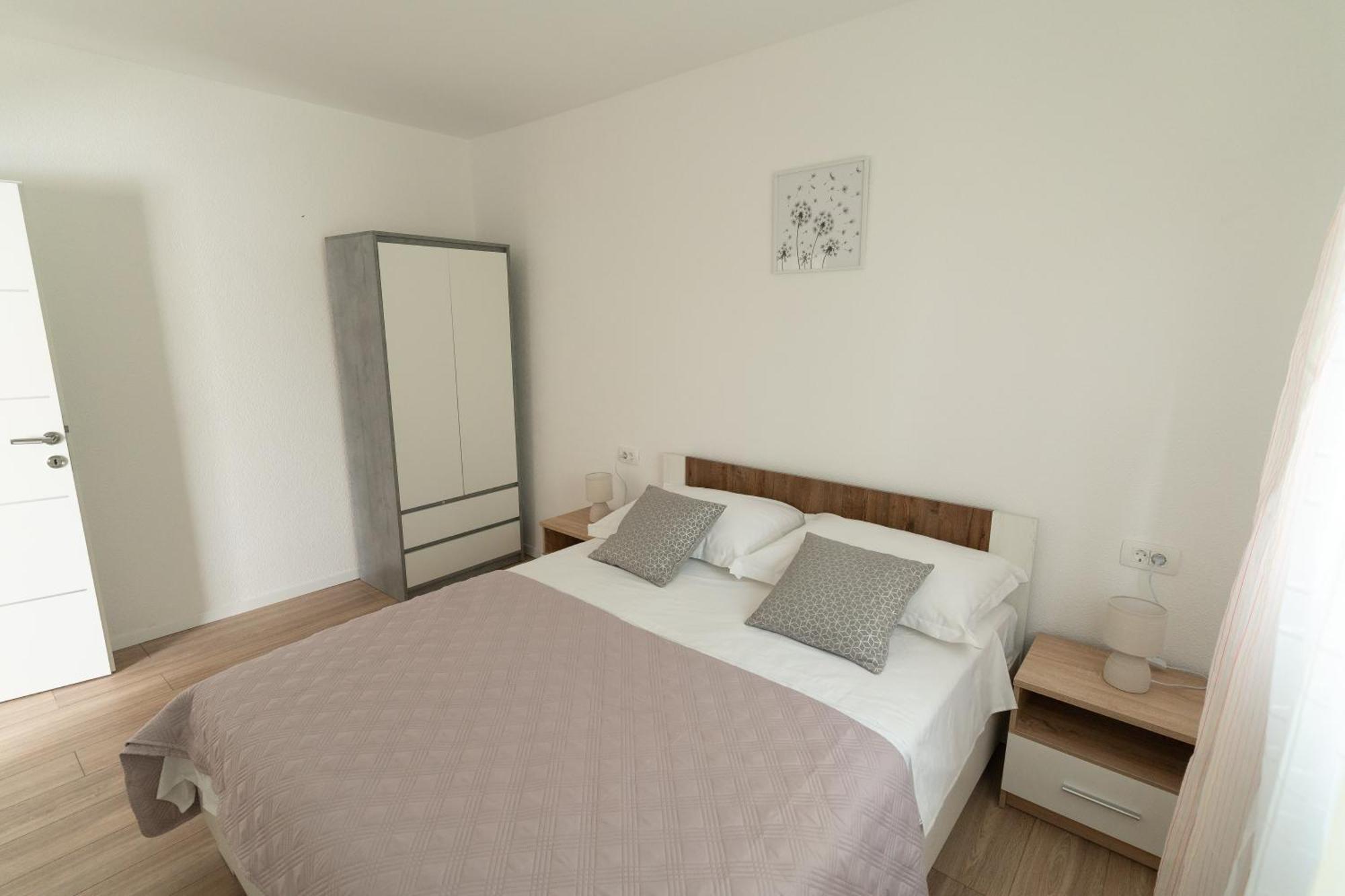 Pave&Ema Apartman Konjevrate Buitenkant foto