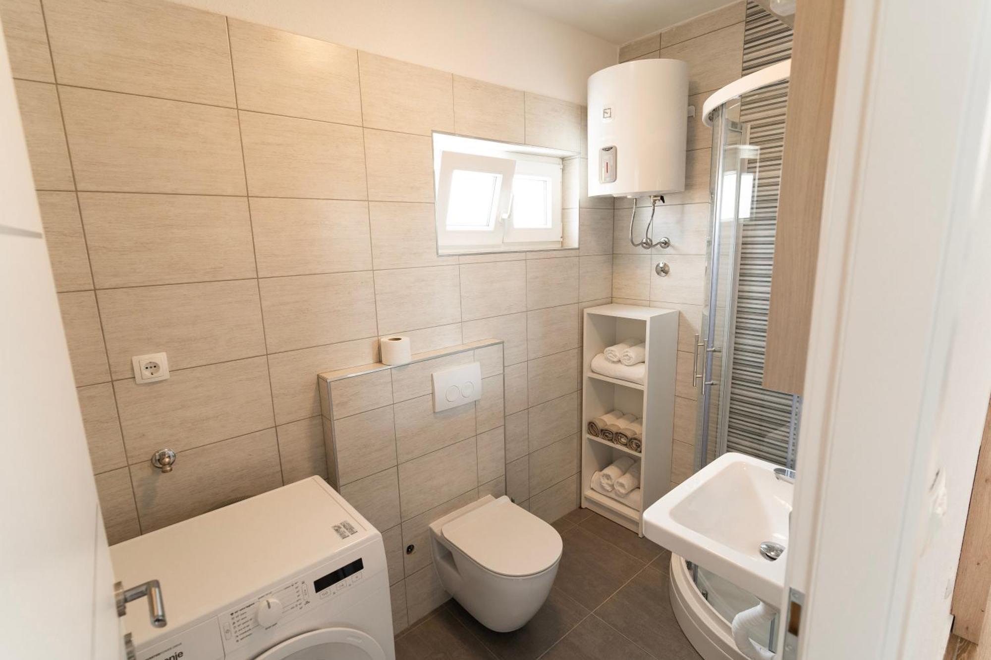 Pave&Ema Apartman Konjevrate Buitenkant foto